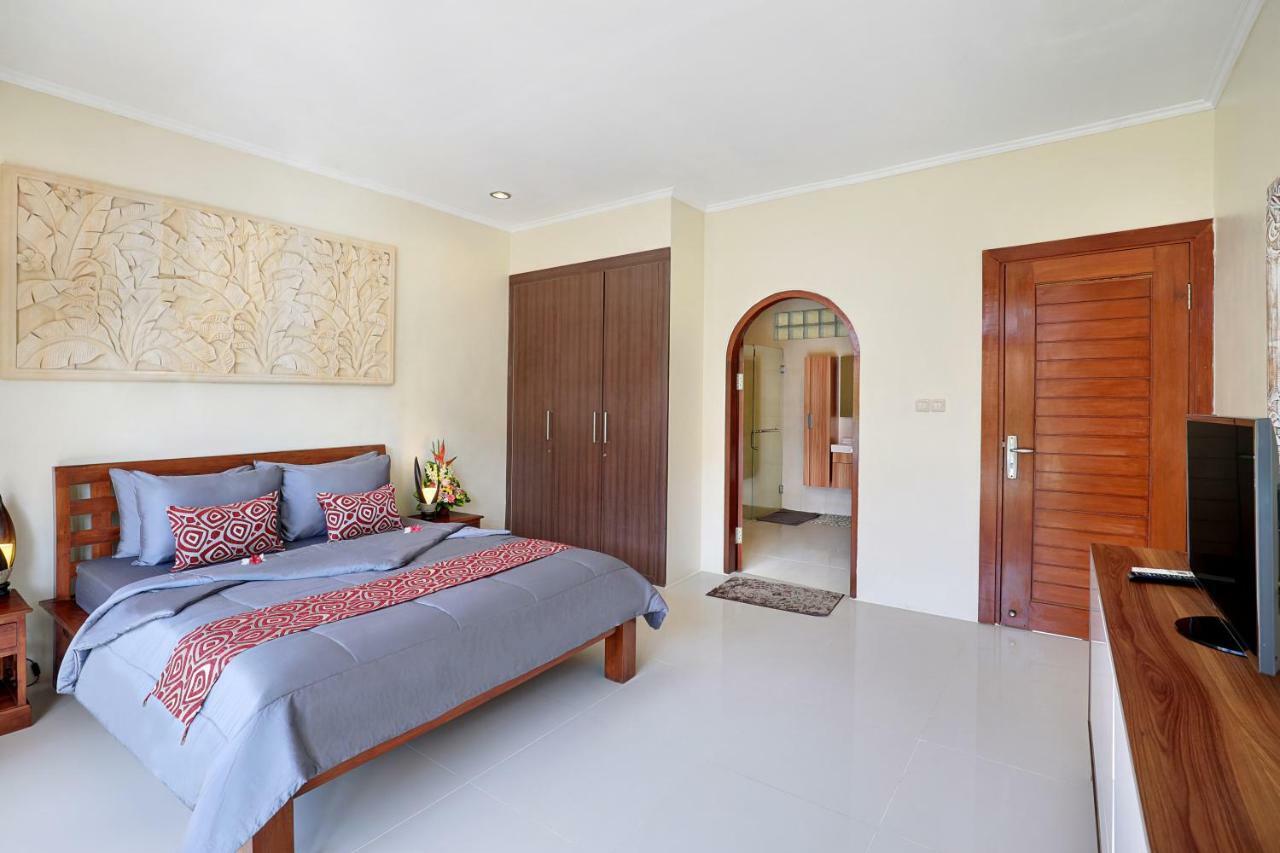 Villa Nova Legian Buitenkant foto